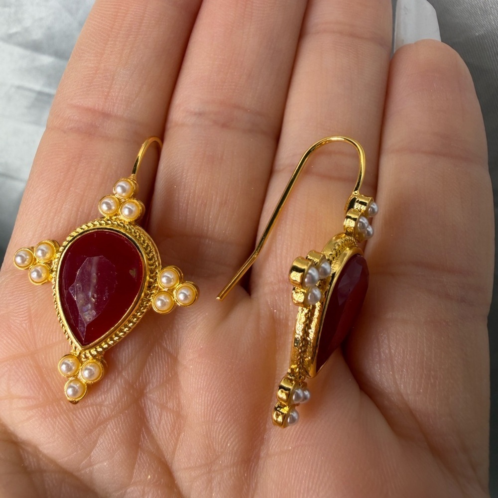 Unique vintage Gold and Red Teardrop Earrings - Picture 8 of 10